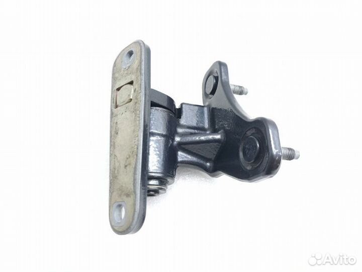 Петля двери передняя левая Mercedes-Benz E-Class