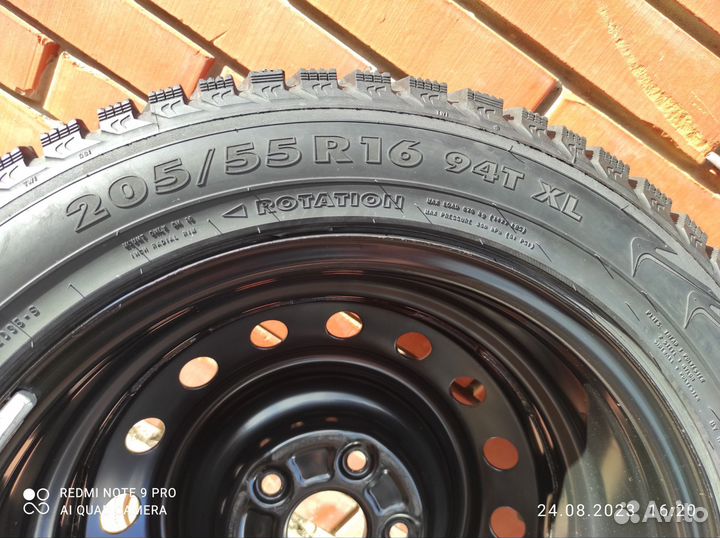R16 Nokian Tyres Hakkapeliitta 5 205/55, PCD 5x114.3 DIA 60.1