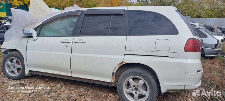 Nissan prairie liberty Ниссан Либерти 1999гв