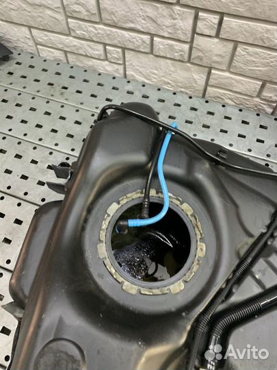 Skoda Octavia A5 Бак топливный