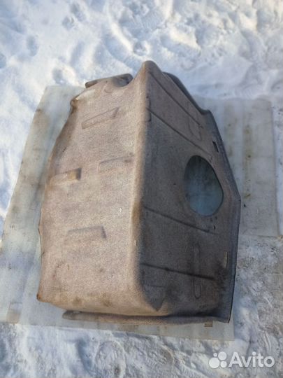 Обшивка багажника Mercedes-Benz S-класс