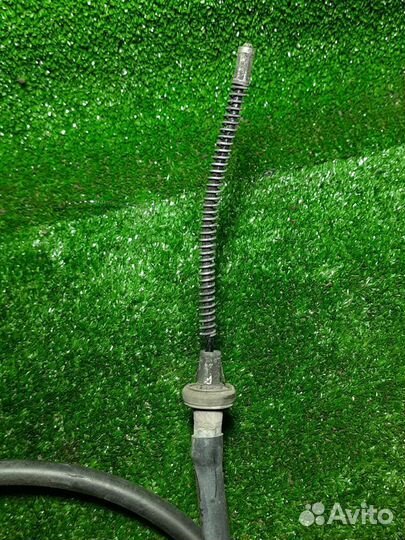 Трос ручника правый Ниссан Ноут Е11