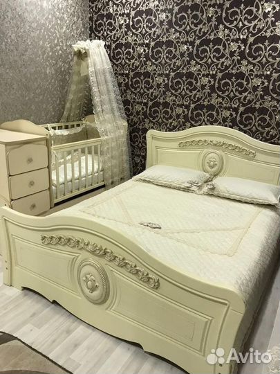 Детская кроватка