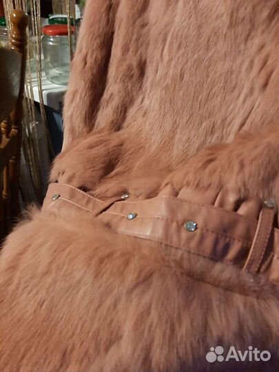 Меховая жилетка