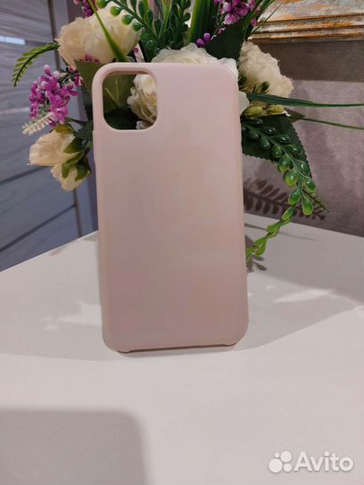 Оригинальный чехол на iPhone 11