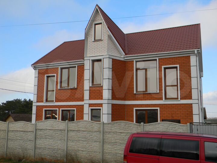 Комната 25 м², 1/2 эт.