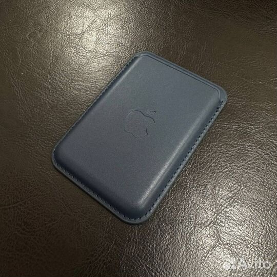 Кардхолдер Apple Leather Wallet MagSafe