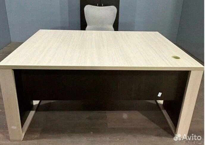 Стол руководителя