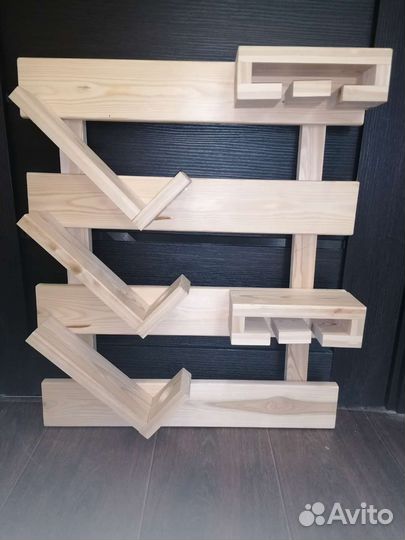 Винница из дерева. Подставка для вина