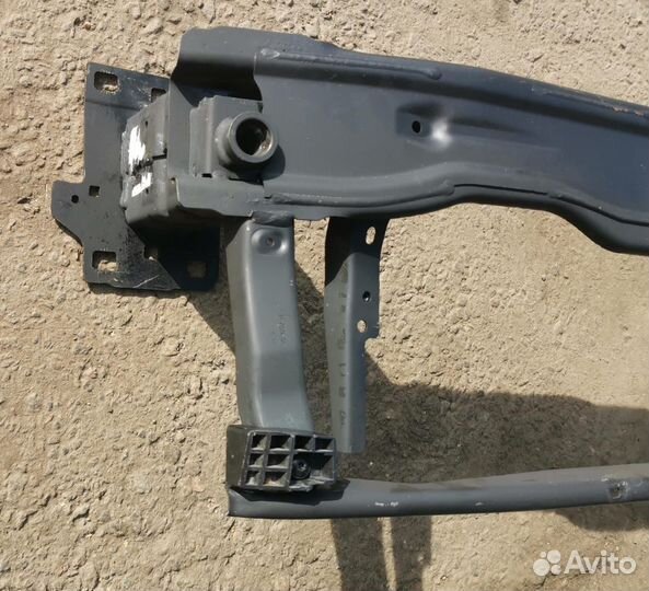 Audi A3 8Y 2021 усилитель переднего бампера