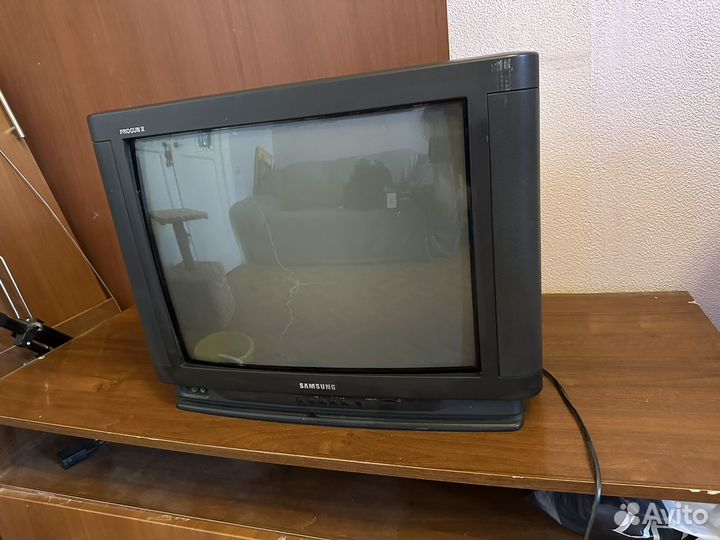 Телевизор samsung