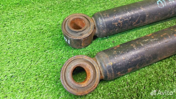 Амортизатор задний toyota ANH10W,ANH15W,ATH10W,MNH10W,MNH15W alphard 2WD 4WD