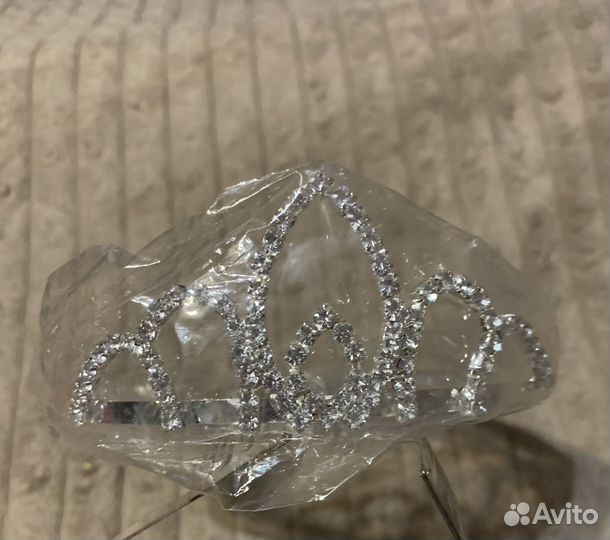 Для волос. Ободки. Заколки. Резинки