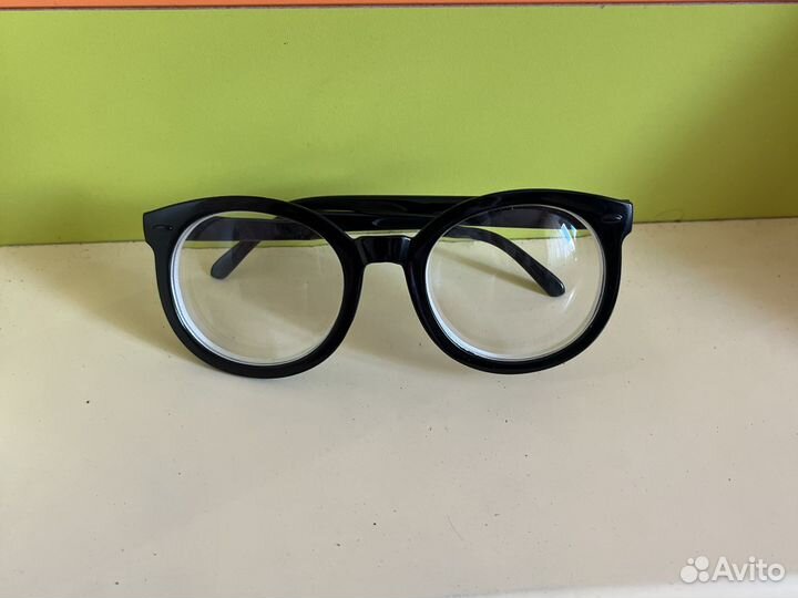 Очки минус 5