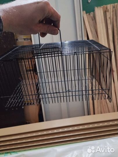 Клетки для попугаев и грызунов