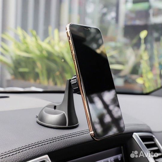 Автомобильный магнитный держатель borofone BH14