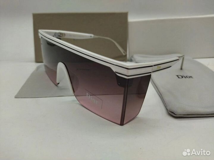 Солнцезащитные очки