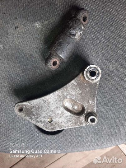 Натяжной ролик тойота 1az-fse 2 литра