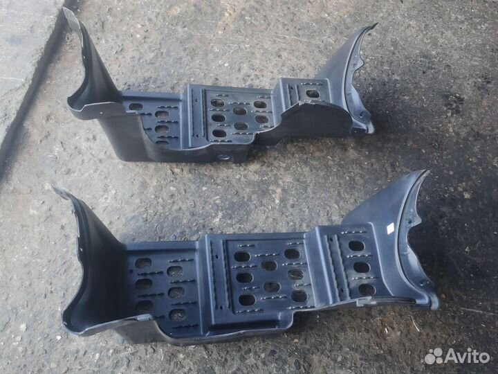 Подножка Правая Stels 500 gt