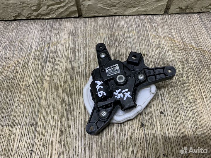 Hyundai IX35 Моторчик заслонки отопителя