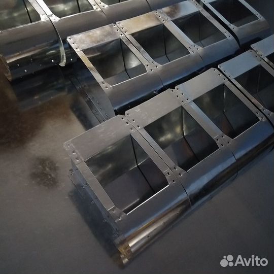 Бункерные кормушки для кроликов