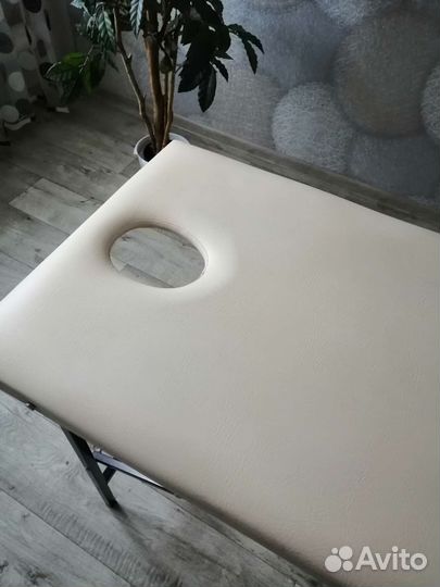 Кушетка косметологическая