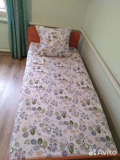 Простынь на резинке