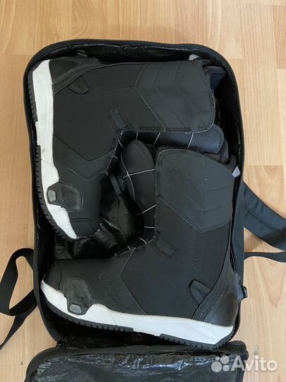 Сноубордические ботинки burton step on