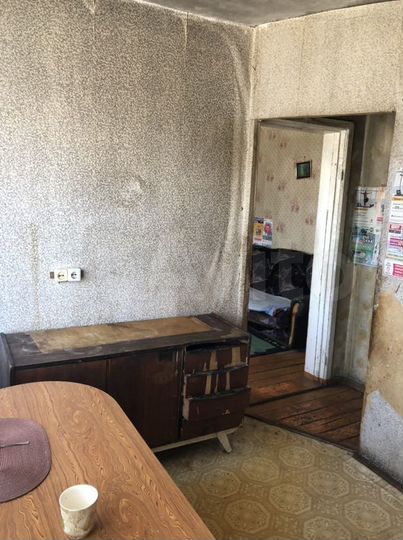 Комната 27 м² в 2-к., 2/2 эт.