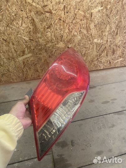 Задняя правая фара hyundai solaris 1