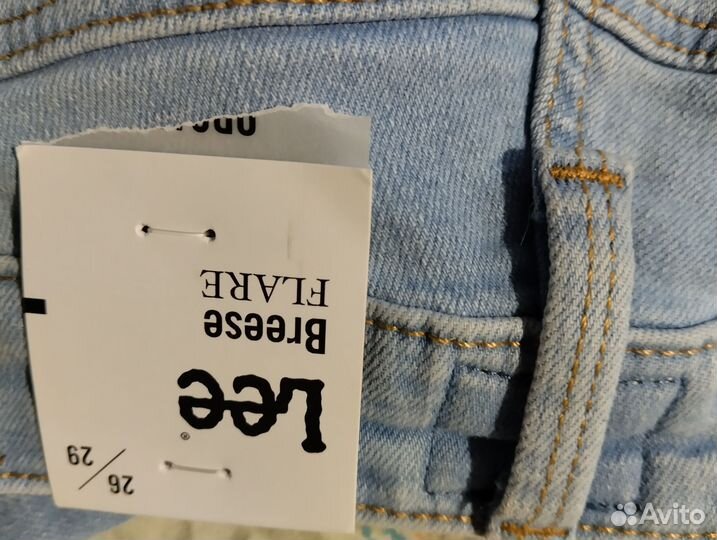 Джинсы Lee