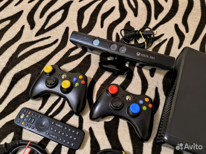Xbox 360 Slim 500Gb Прошитая + Kinect