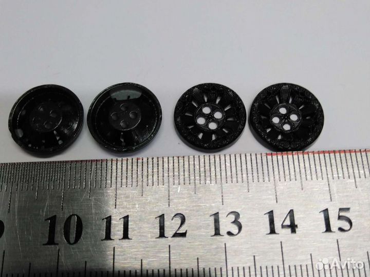 Пуговицы металлические