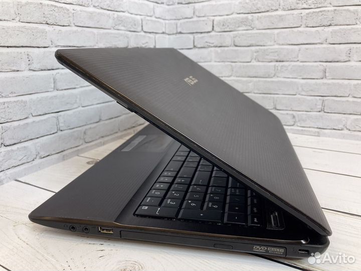 Быстрый ноутбук Asus с гарантией