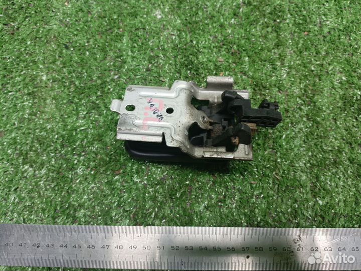 Внутренняя ручка открывания двери Mazda 323 BA