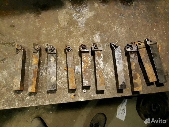 Резцы для токарного станка