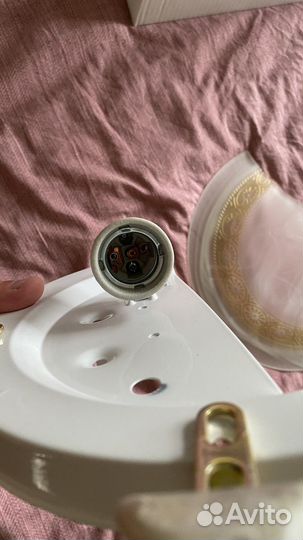 Настенный светильник (бра)