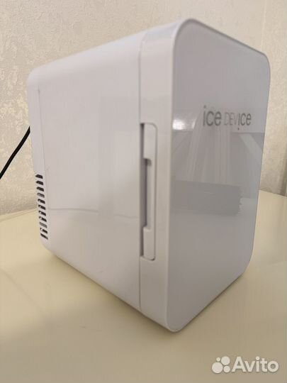 Минихолодильник для косметики