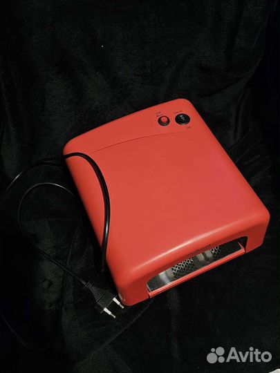 Уф лампа для ногтей