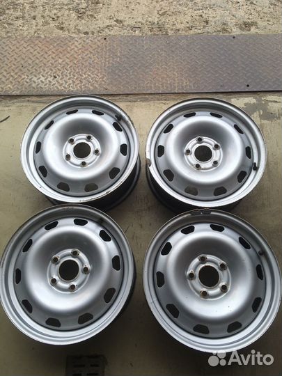 Диски на дастер r 16