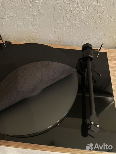 Pro-Ject T1 Phono SB с головкой Ortofon 520 mkii