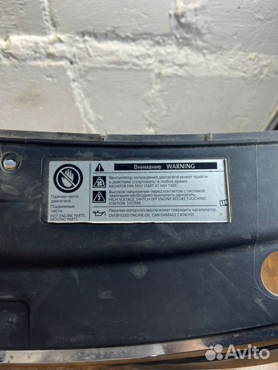 Решетка радиатора передняя Skoda Rapid лифтбек 1.6