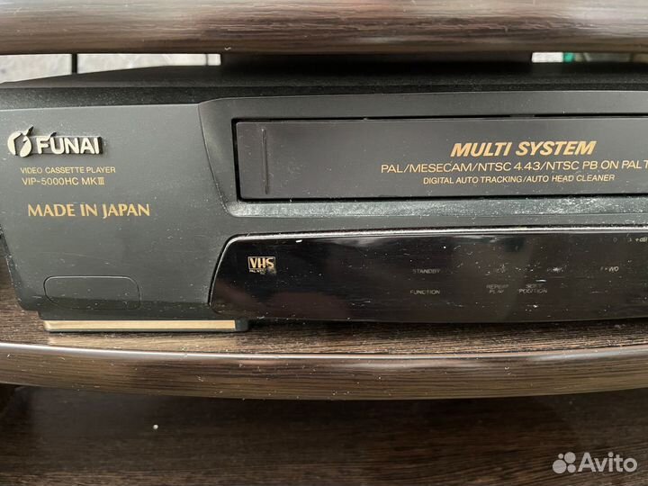 Видеомагнитофон