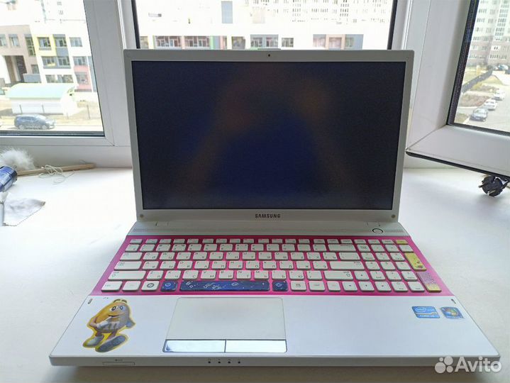 Ноутбук Samsung np300v5a