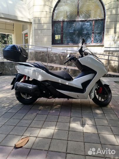 Honda Forza si