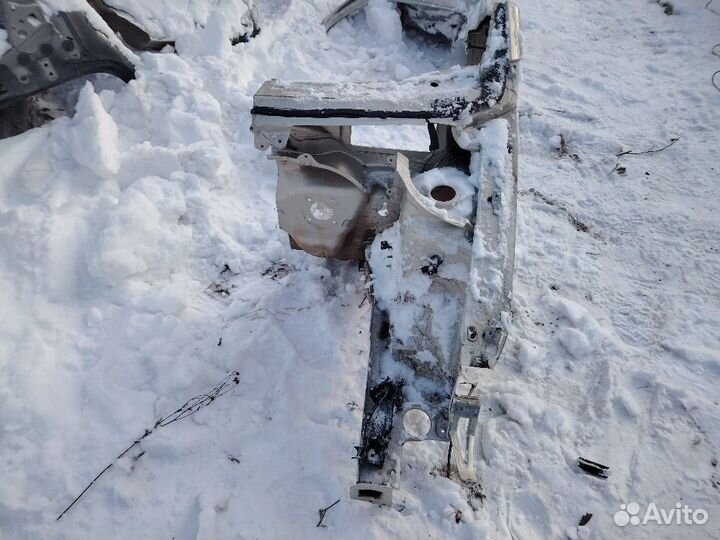 Лонжерон передний левый Volkswagen Polo V (2009—2015)