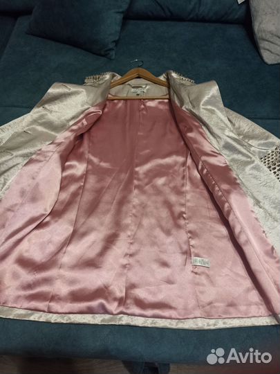 Плащ женский