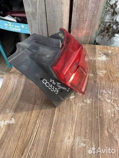 Фонарь задний правый наружный Volkswagen Tiguan 2