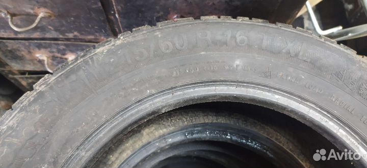 Gislaved NordFrost 100 215/60 R16