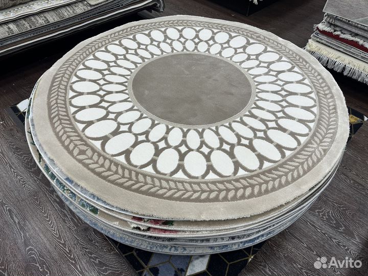 Ковер круглый 1,56 х 1,56 м